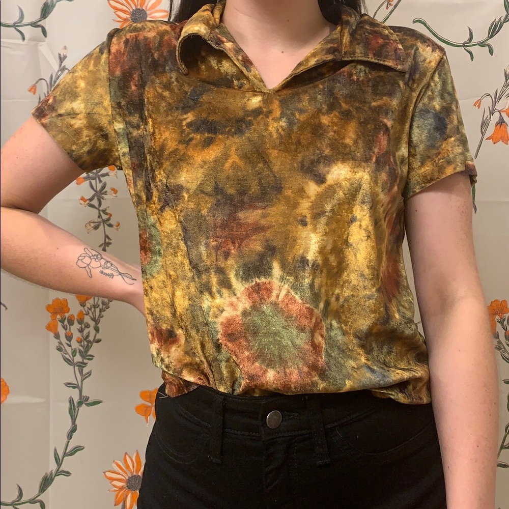 Vintage tie dye velvet t-shirt